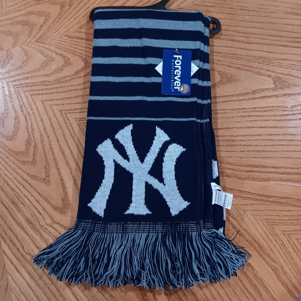 New York Yankees MLB Baseball FOCO Scarf Scarve Brand New